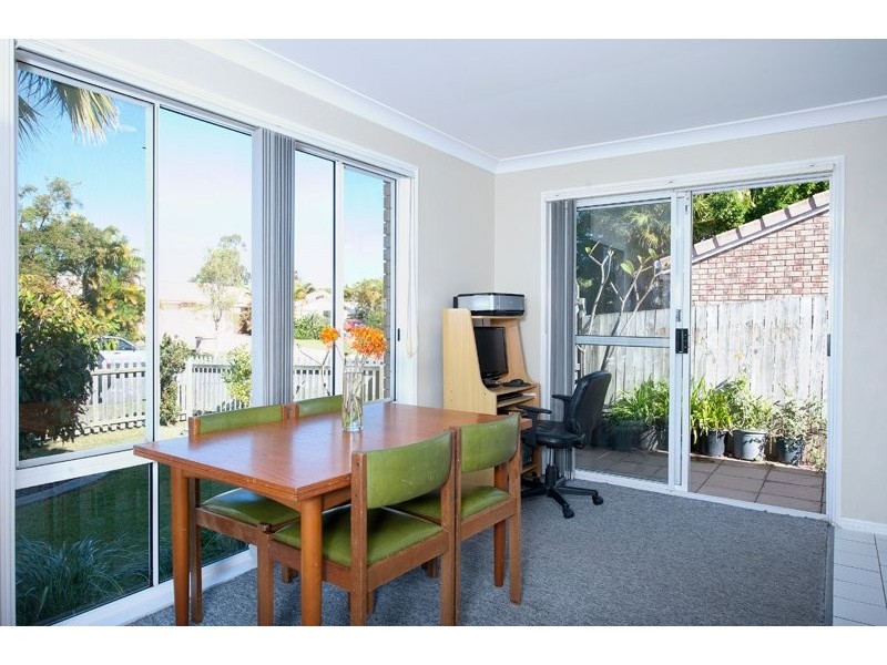 1/7 Jannie Crt, Labrador QLD 4215