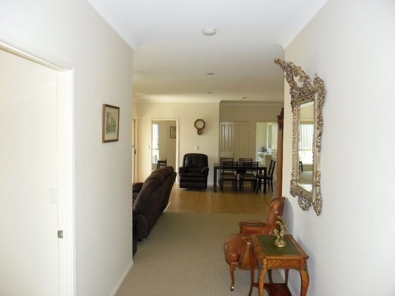 24 Goldcrest Drive, Upper Coomera QLD 4209