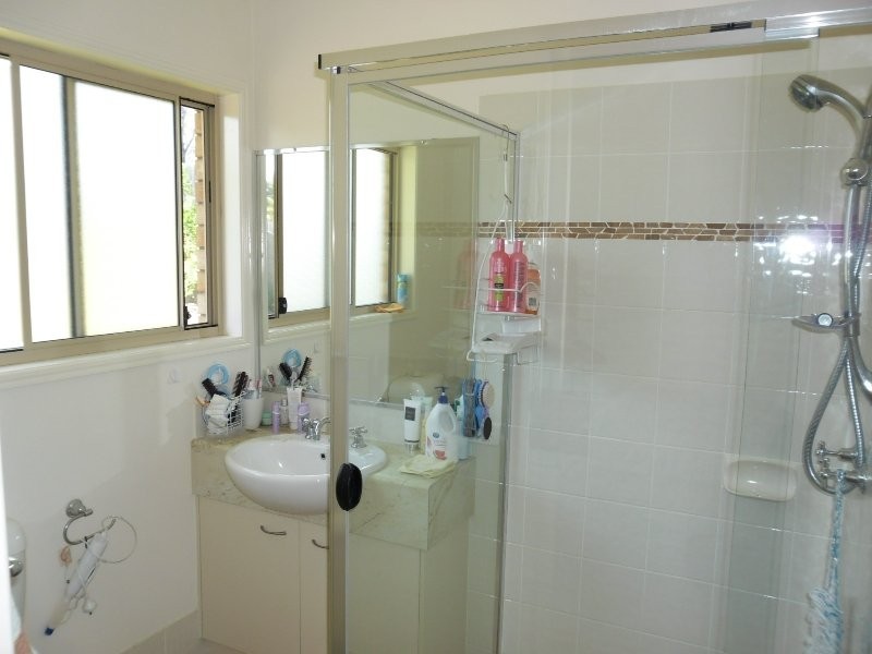 24 Goldcrest Drive, Upper Coomera QLD 4209