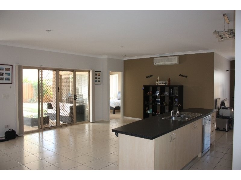 12 Flamevine Street, Upper Coomera QLD 4209