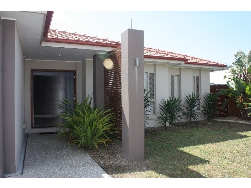 12 Flamevine Street, Upper Coomera QLD 4209