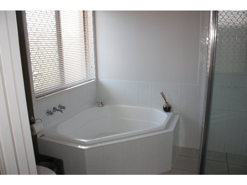 12 Flamevine Street, Upper Coomera QLD 4209