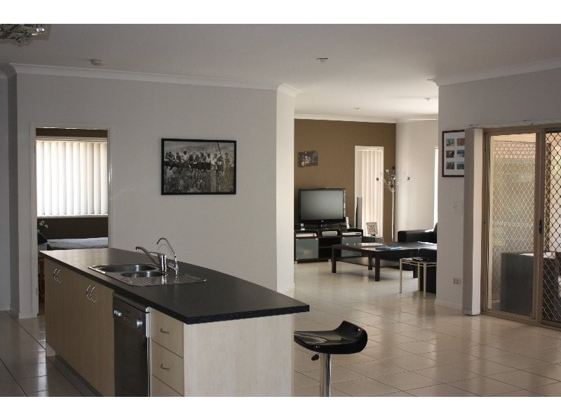 12 Flamevine Street, Upper Coomera QLD 4209