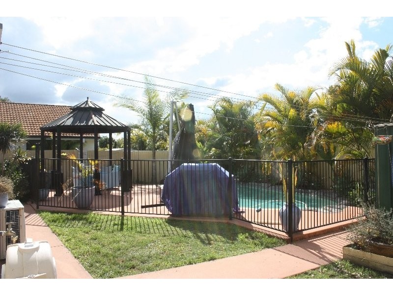 50 Serafina Drive, Helensvale QLD 4212