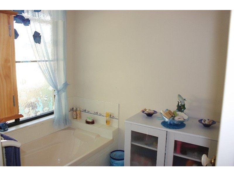 50 Serafina Drive, Helensvale QLD 4212