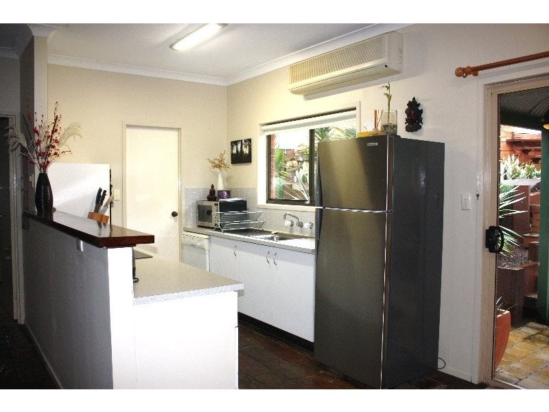 2 Alzino Place, Carrara QLD 4211