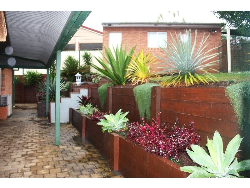 2 Alzino Place, Carrara QLD 4211