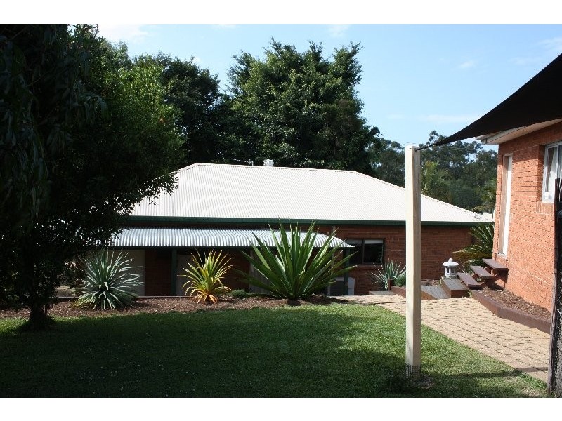 2 Alzino Place, Carrara QLD 4211