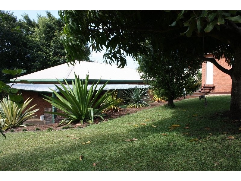 2 Alzino Place, Carrara QLD 4211