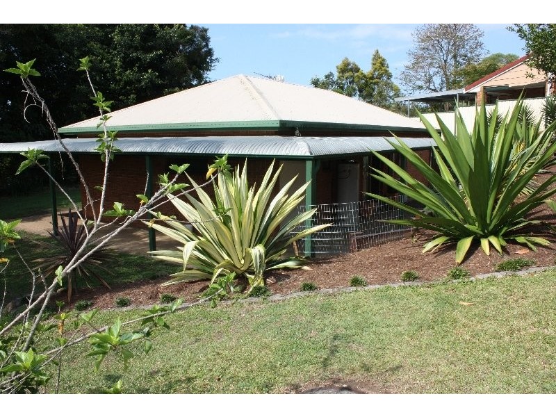 2 Alzino Place, Carrara QLD 4211