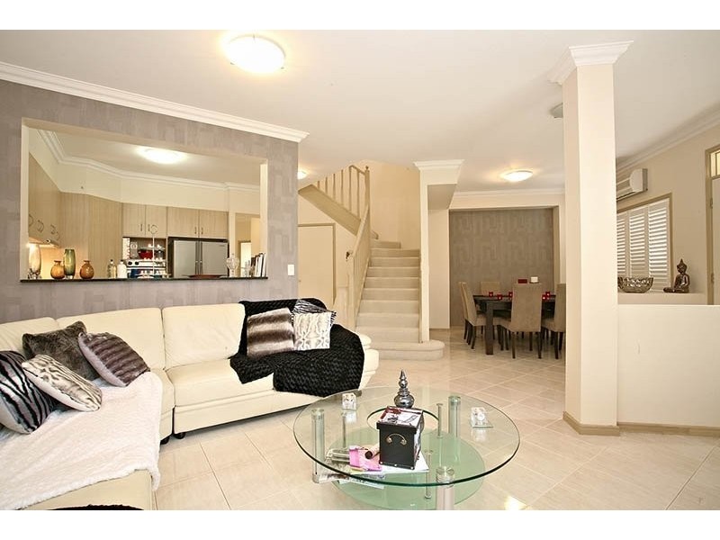 1/41 Bayswater Ave, Varsity Lakes QLD 4227