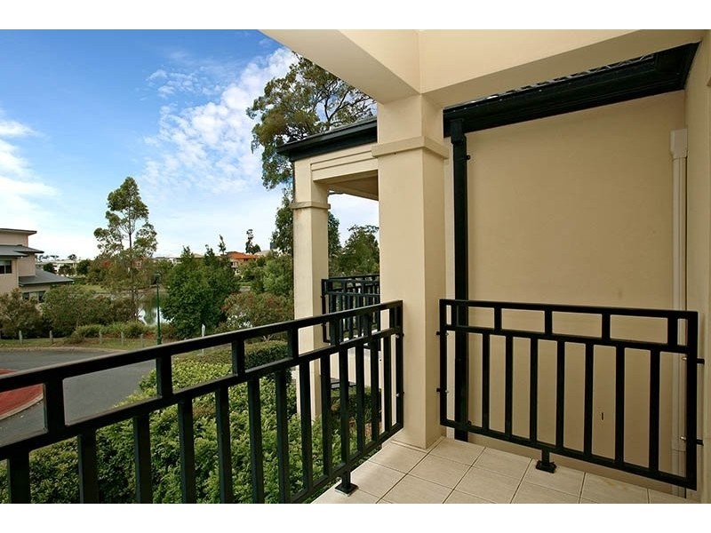 1/41 Bayswater Ave, Varsity Lakes QLD 4227