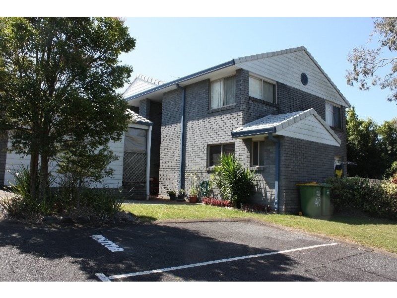 601 Pineridge Road, Biggera Waters QLD 4216