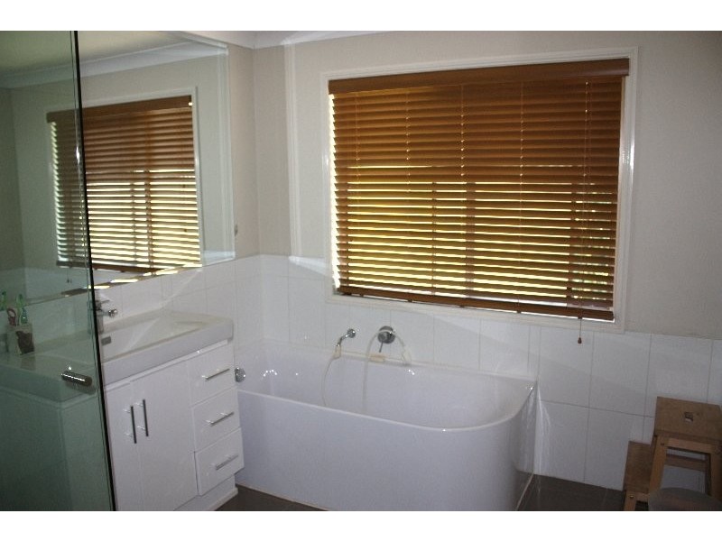 601 Pineridge Road, Biggera Waters QLD 4216