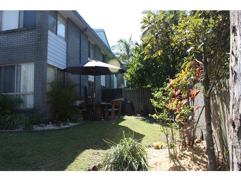 601 Pineridge Road, Biggera Waters QLD 4216