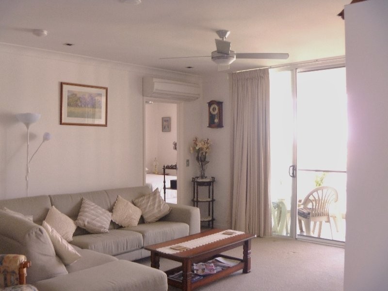 4037 3027 The Boulevard, Carrara QLD 4211