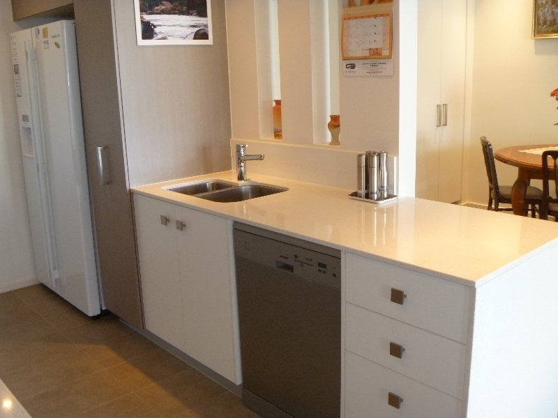 4037 3027 The Boulevard, Carrara QLD 4211