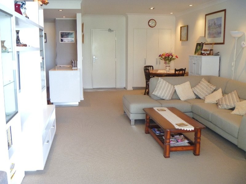 4037 3027 The Boulevard, Carrara QLD 4211