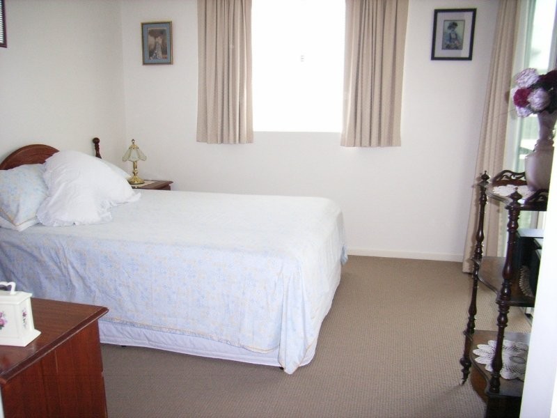 4037 3027 The Boulevard, Carrara QLD 4211