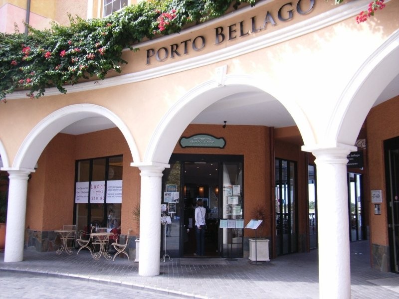 4037 3027 The Boulevard, Carrara QLD 4211