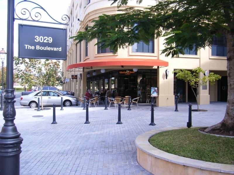 4037 3027 The Boulevard, Carrara QLD 4211