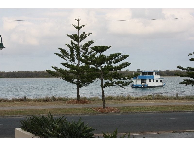 3 416 Marine Parade, Biggera Waters QLD 4216