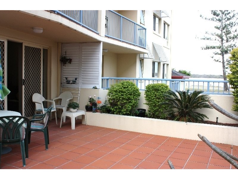 3 416 Marine Parade, Biggera Waters QLD 4216