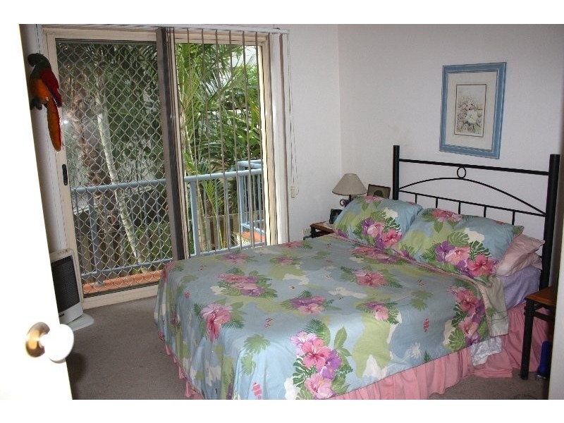 3 416 Marine Parade, Biggera Waters QLD 4216