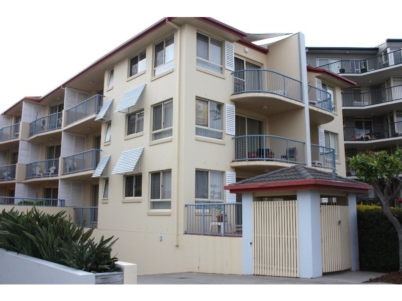 3 416 Marine Parade, Biggera Waters QLD 4216
