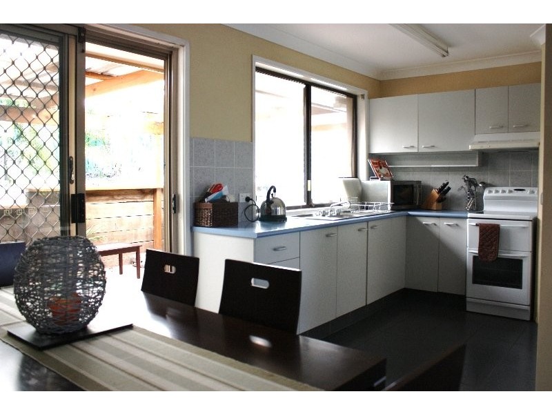 19 Flinders Avenue, Molendinar QLD 4214