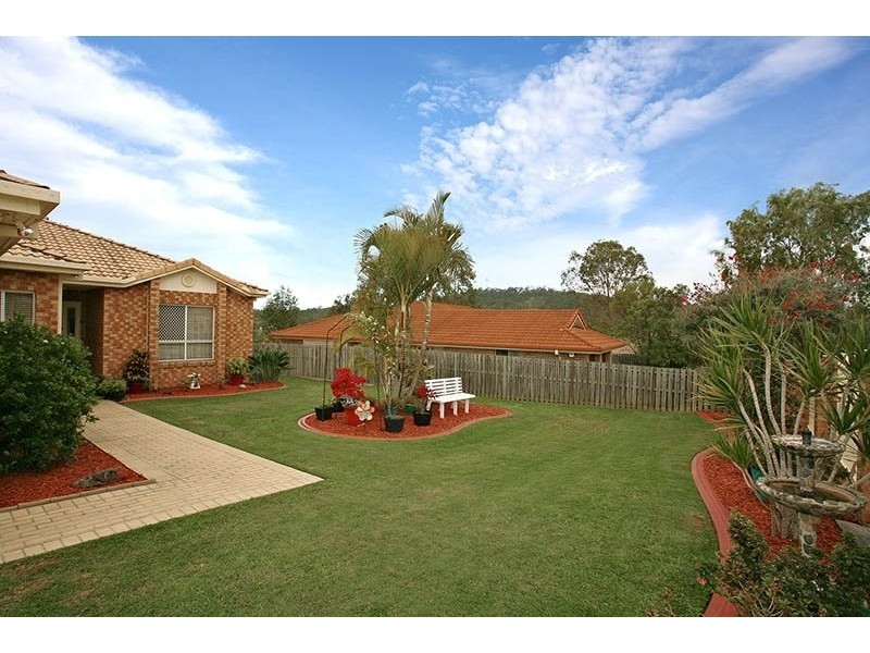 24 Daintree Drive, Parkwood QLD 4214