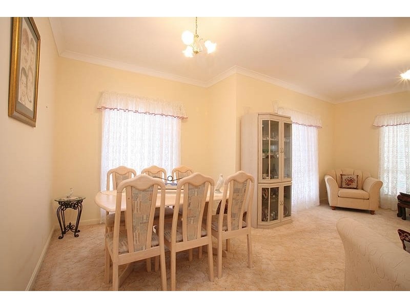 24 Daintree Drive, Parkwood QLD 4214