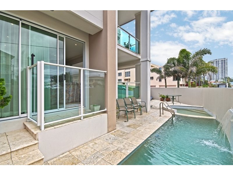 1/55 Jefferson Lane, Palm Beach QLD 4221