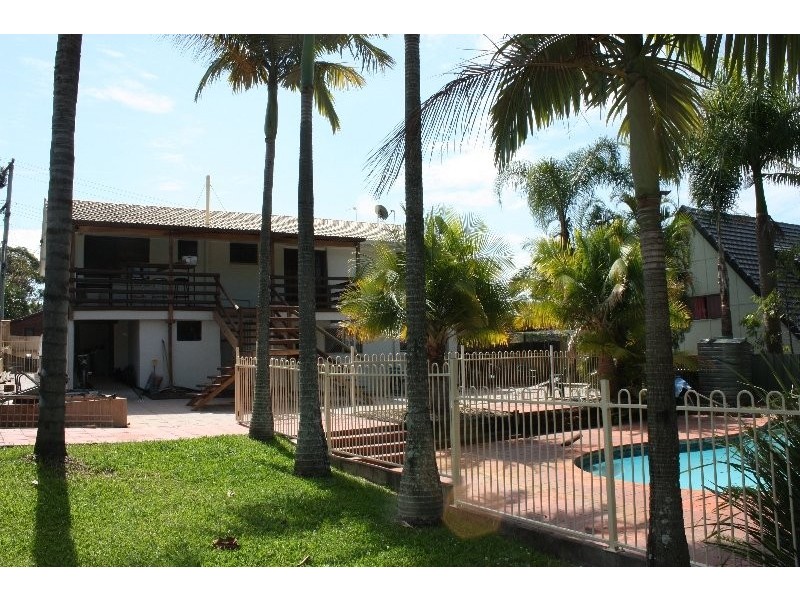 9 Sturt Street, Molendinar QLD 4214