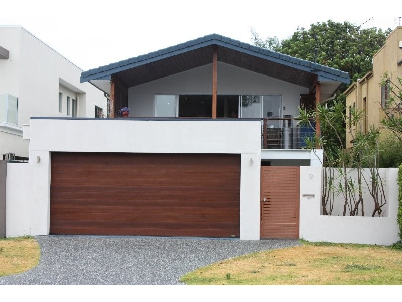 9 Yacht Street, Southport QLD 4215