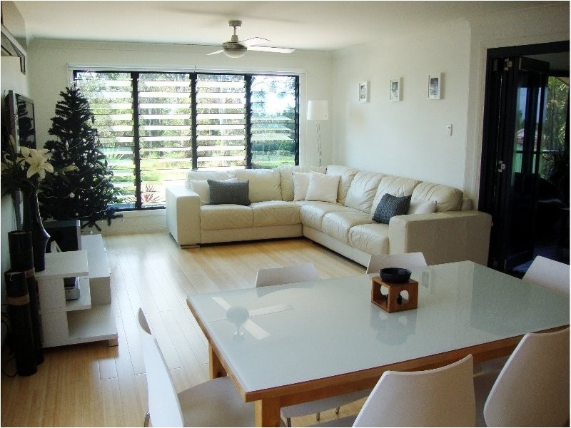 11 Tooraneedin Rd, Coomera QLD 4209