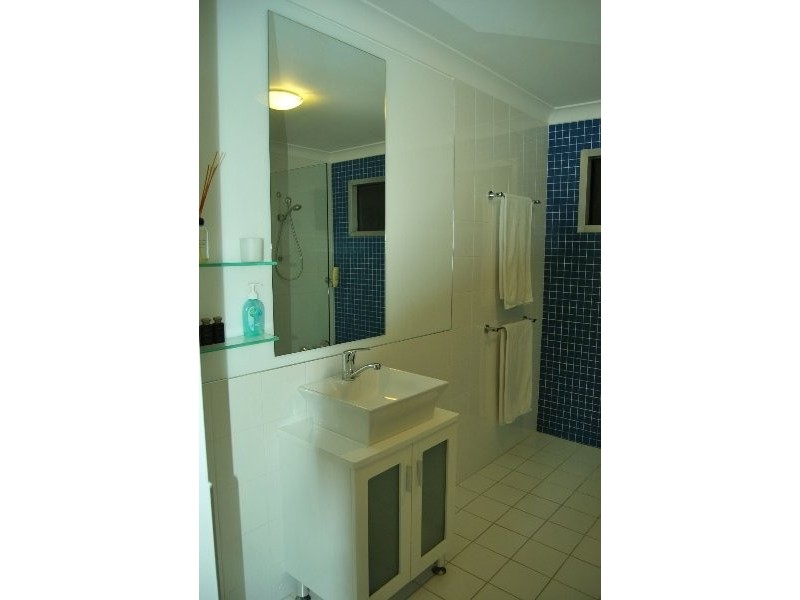 11 Tooraneedin Rd, Coomera QLD 4209