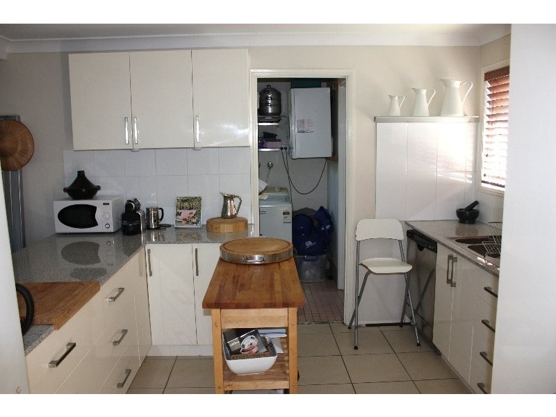 601 Pineridge Road, Biggera Waters QLD 4216