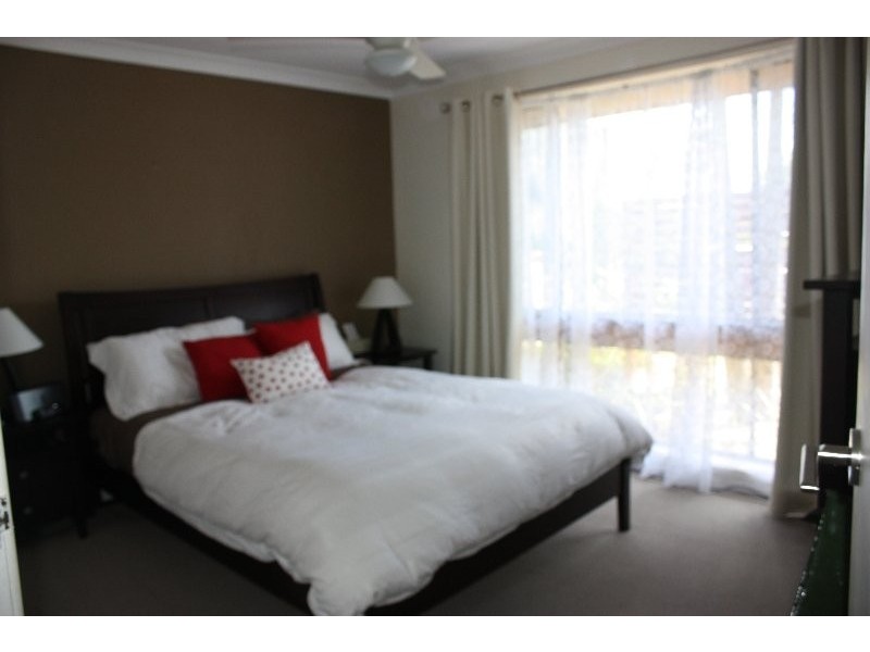 19 Flinders Avenue, Molendinar QLD 4214