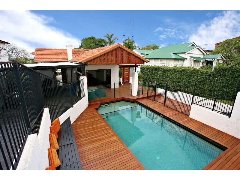 5 Charlton, Hamilton QLD 4007