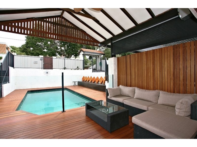 5 Charlton, Hamilton QLD 4007