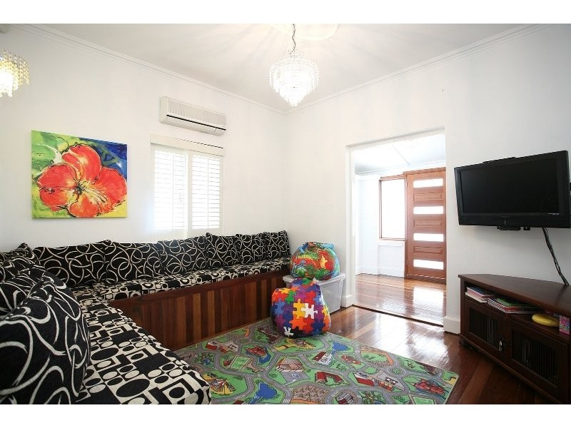 5 Charlton, Hamilton QLD 4007