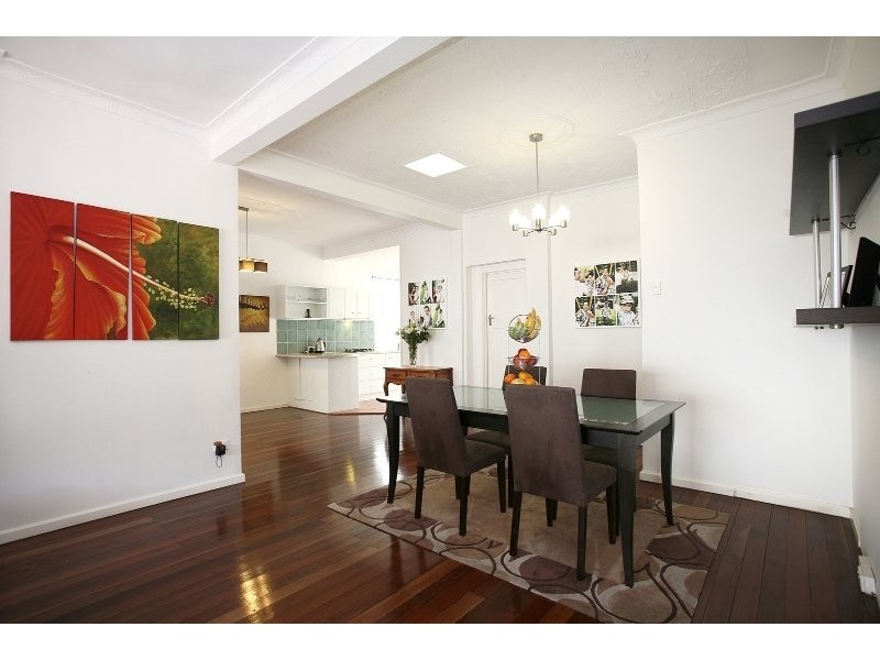 5 Charlton, Hamilton QLD 4007