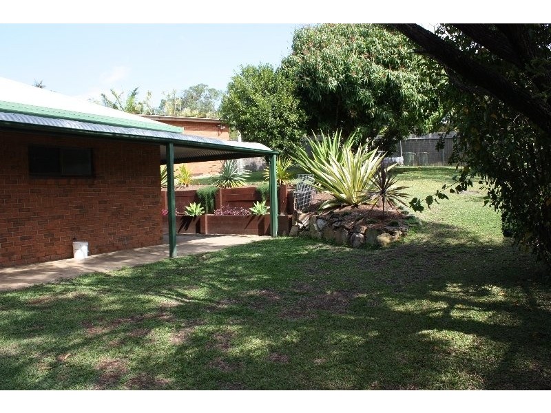 2 Alzino Place, Carrara QLD 4211