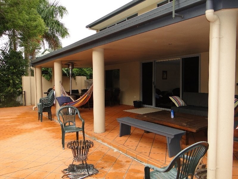 71 Nerang River Dve, Nerang QLD 4211