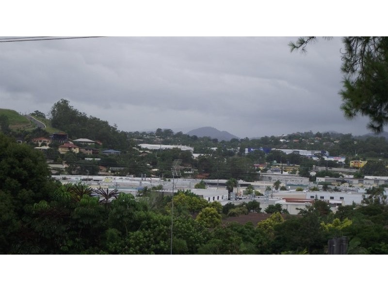24 Nerang-Broadbeach Rd, Nerang QLD 4211