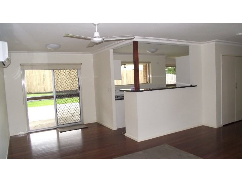 24 Nerang-Broadbeach Rd, Nerang QLD 4211