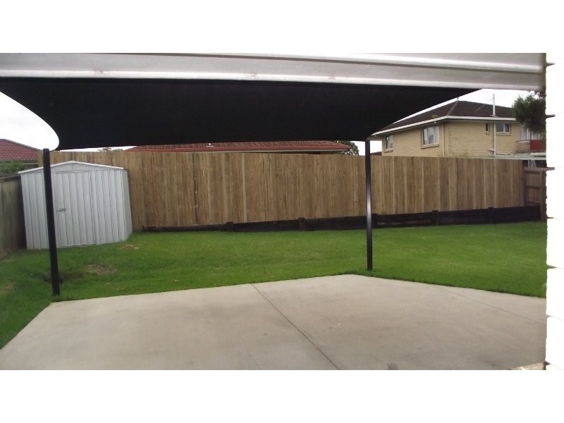 24 Nerang-Broadbeach Rd, Nerang QLD 4211