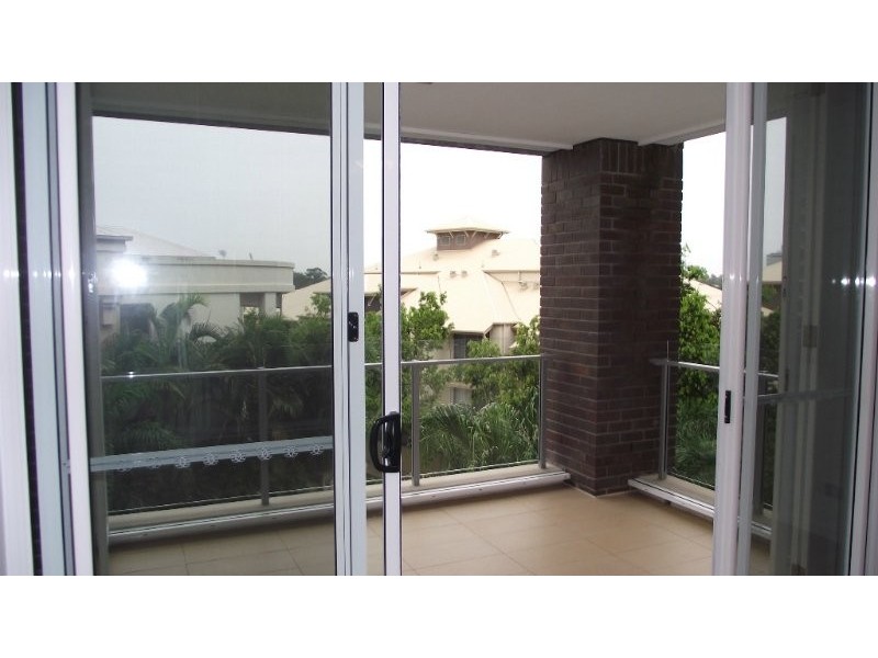 4012/3027 The Boulevarde, Carrara QLD 4211