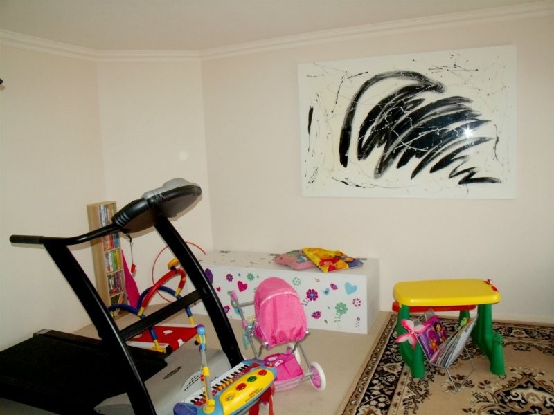 107 Armstrong Way, Highland Park QLD 4211